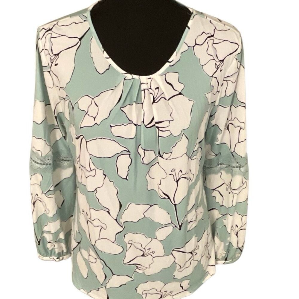 Karl Lagerfeld Paris Women’s Flowered Blouse/Rop